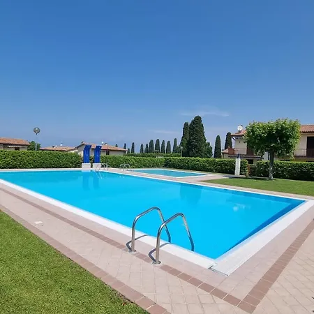 Sole Del Garda Appartments